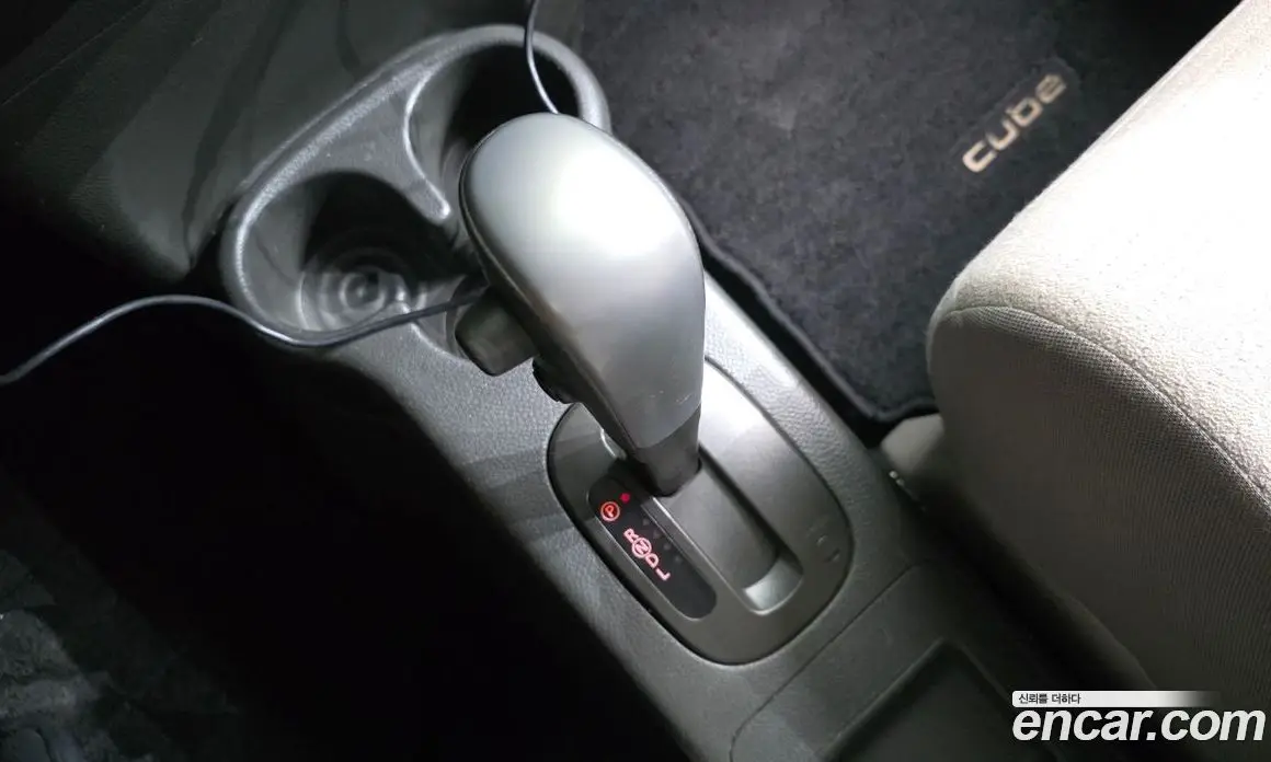 Nissan Cube 2012 1.8 автомат (гидро), фото 9