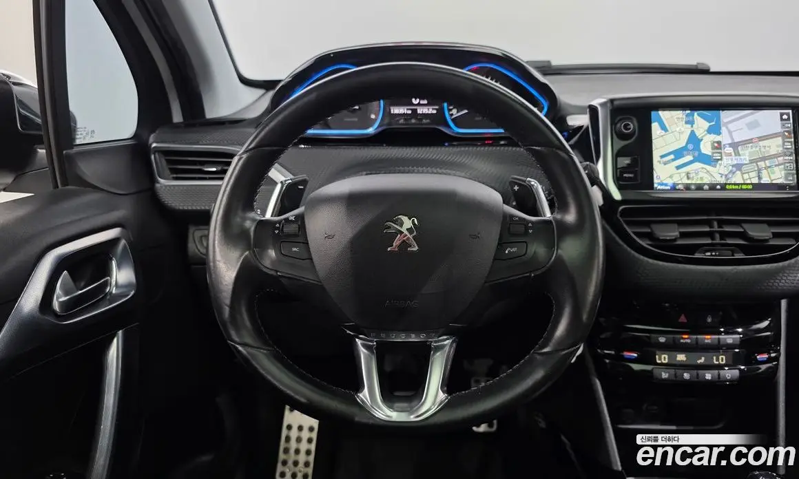 Peugeot 2008 2016 1.6 автомат (гидро), фото 13 Peugeot 2008 2016 1.6 автомат (гидро), фото 13