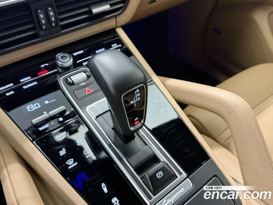 Porsche Cayenne 2019 3.0 автомат (гидро), фото 19 Porsche Cayenne 2019 3.0 автомат (гидро), фото 19