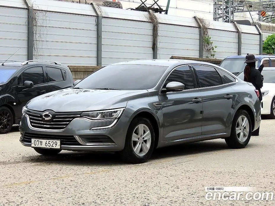 Renault (Samsung) SM6 2017 1.5 автомат (гидро), фото 2 Renault (Samsung) SM6 2017 1.5 автомат (гидро), фото 2