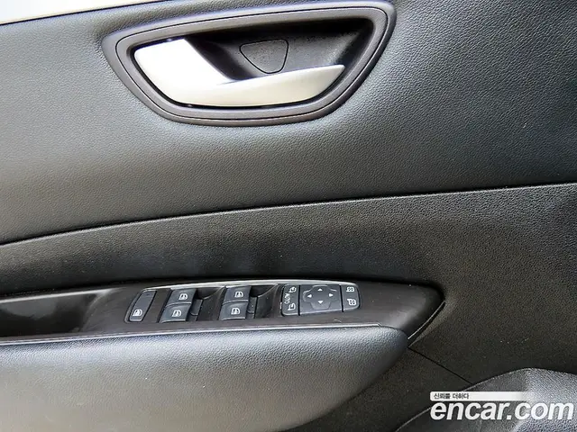 Renault (Samsung) SM6 2017 1.5 автомат (гидро), миниатюра 11 Renault (Samsung) SM6 2017 1.5 автомат (гидро), миниатюра 11