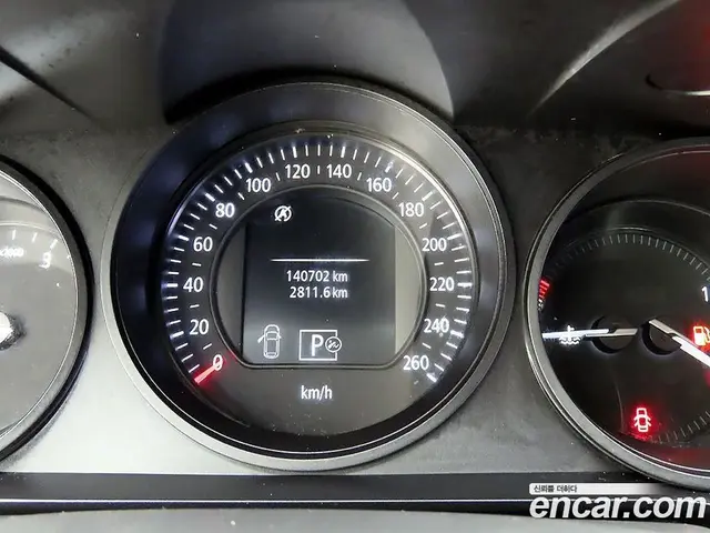 Renault (Samsung) SM6 2017 1.5 автомат (гидро), миниатюра 9 Renault (Samsung) SM6 2017 1.5 автомат (гидро), миниатюра 9