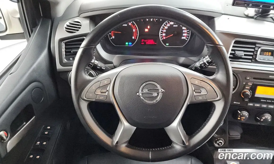 SsangYong Korando 2017 2.2 автомат (гидро), фото 14