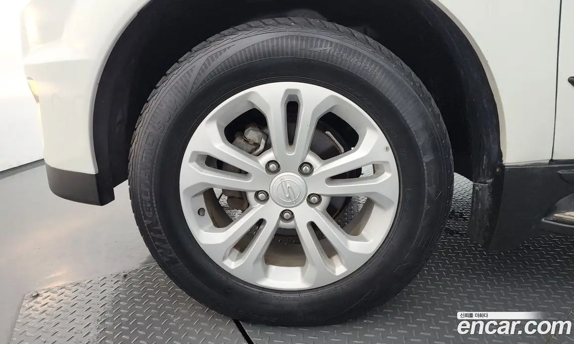 SsangYong Korando 2017 2.2 автомат (гидро), фото 5