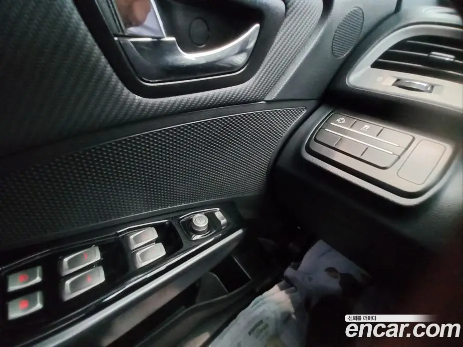 SsangYong TIBOLI 2017 1.6 автомат (гидро), фото 17 SsangYong TIBOLI 2017 1.6 автомат (гидро), фото 17