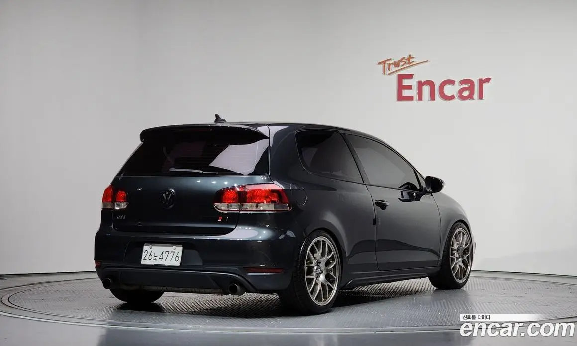 Volkswagen Golf 2010 2.0 автомат (гидро), фото 2 Volkswagen Golf 2010 2.0 автомат (гидро), фото 2