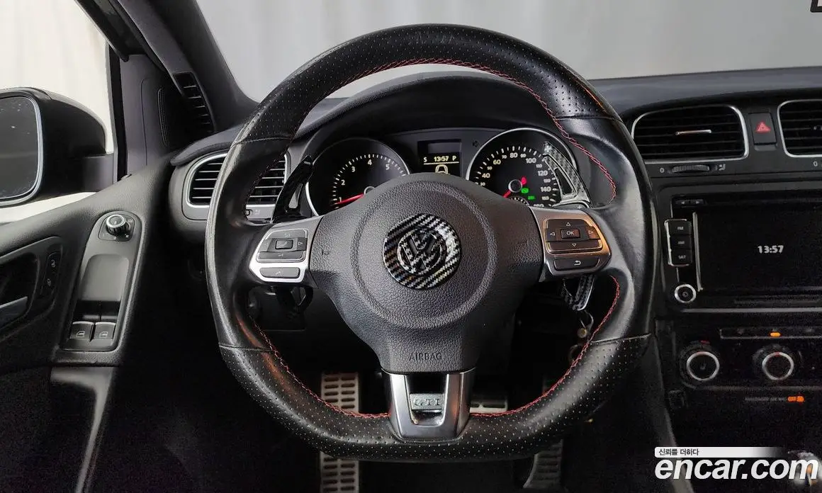Volkswagen Golf 2010 2.0 автомат (гидро), фото 13 Volkswagen Golf 2010 2.0 автомат (гидро), фото 13