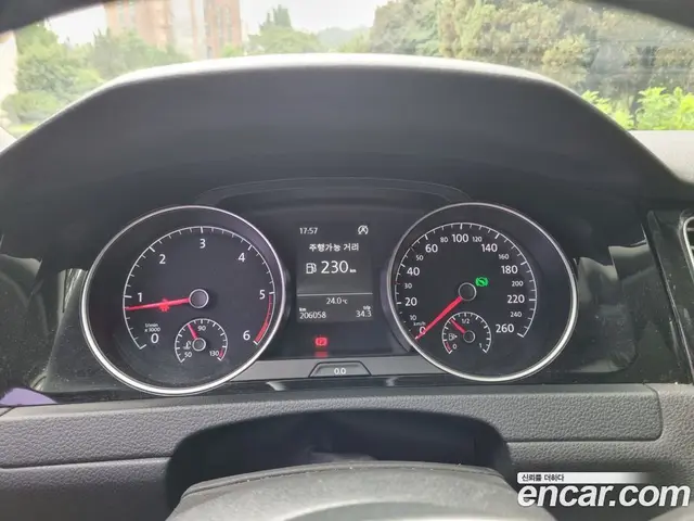 Volkswagen Golf 2015 2.0 автомат (гидро), миниатюра 8 Volkswagen Golf 2015 2.0 автомат (гидро), миниатюра 8