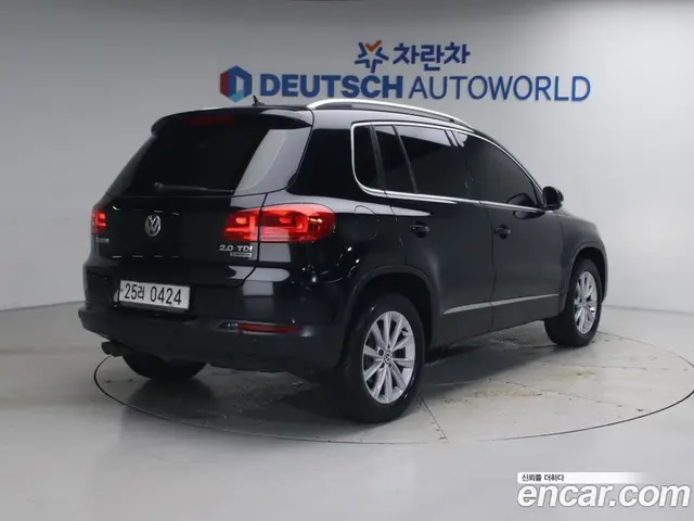 Volkswagen Tiguan 2015 2.0 автомат (гидро), миниатюра 2