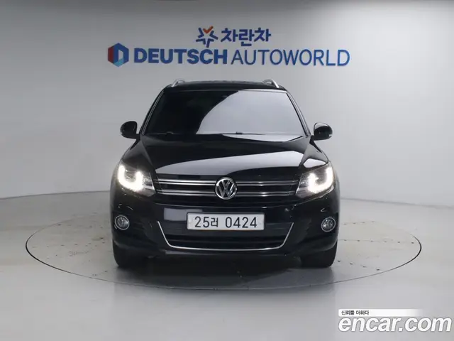 Volkswagen Tiguan 2015 2.0 автомат (гидро), миниатюра 3