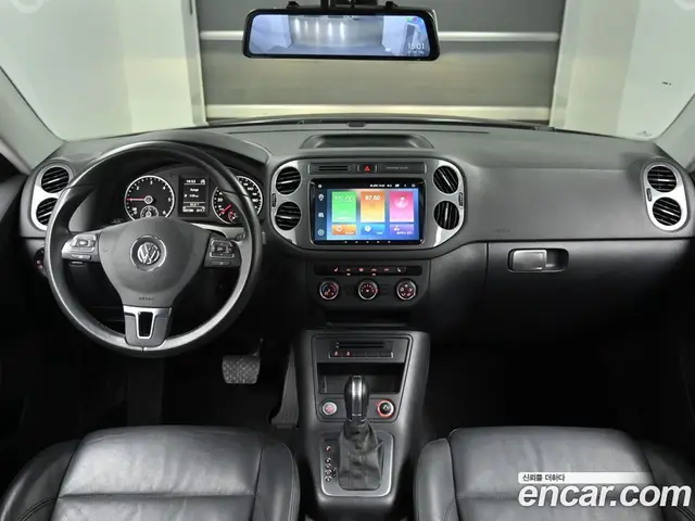 Volkswagen Tiguan 2015 2.0 автомат (гидро), миниатюра 7