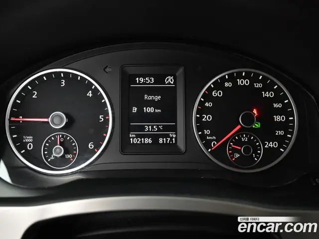 Volkswagen Tiguan 2015 2.0 автомат (гидро), миниатюра 8