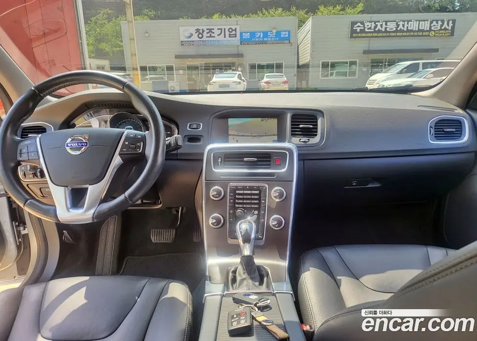 Volvo S60 2015 1.6 автомат (гидро), фото 3 Volvo S60 2015 1.6 автомат (гидро), фото 3