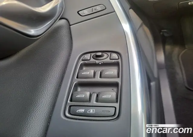 Volvo S60 2015 1.6 автомат (гидро), миниатюра 8 Volvo S60 2015 1.6 автомат (гидро), миниатюра 8