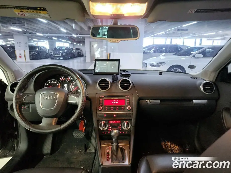 Audi A3 2011 2.0 автомат (гидро), фото 15