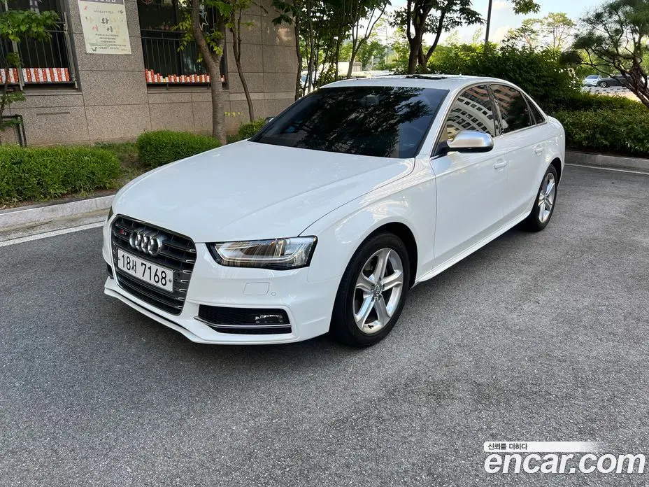 Audi A4 2013 2.0 автомат (гидро), фото 1 Audi A4 2013 2.0 автомат (гидро), фото 1