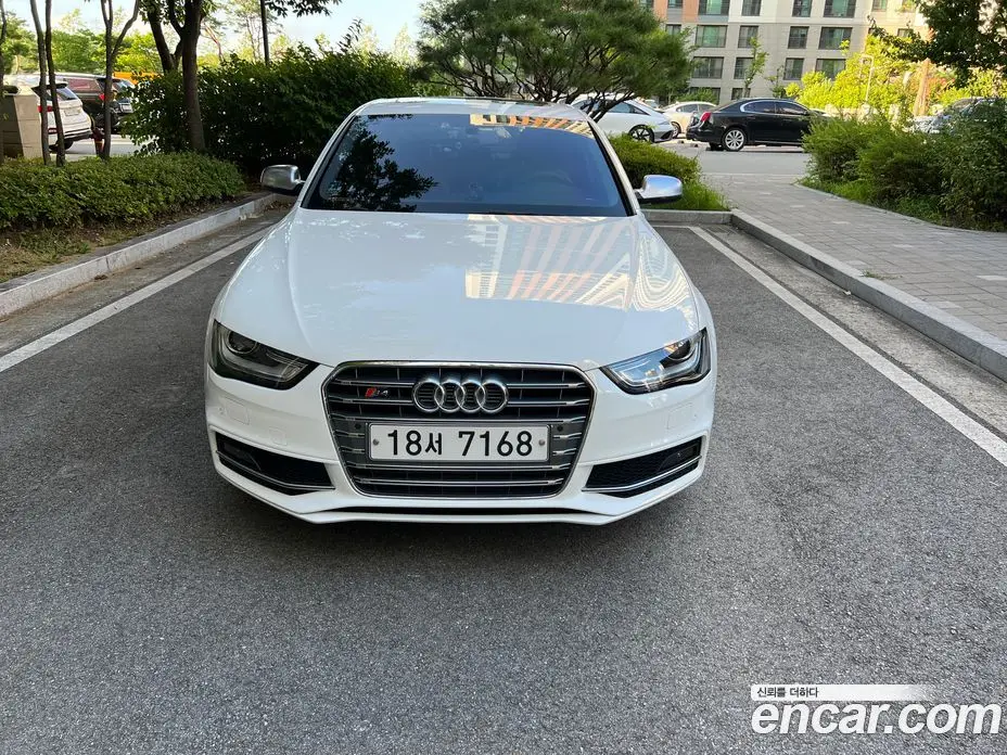 Audi A4 2013 2.0 автомат (гидро), фото 3 Audi A4 2013 2.0 автомат (гидро), фото 3