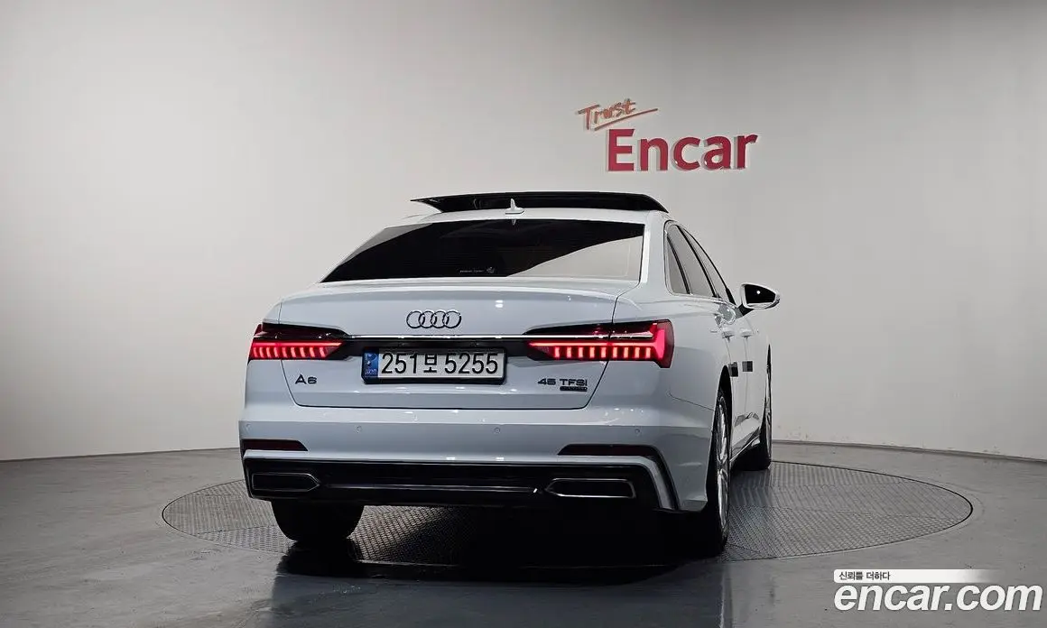 Audi A6 2020 2.0 автомат (гидро), фото 4