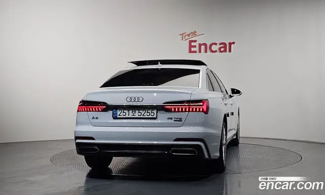Audi A6 2020 2.0 автомат (гидро), миниатюра 4