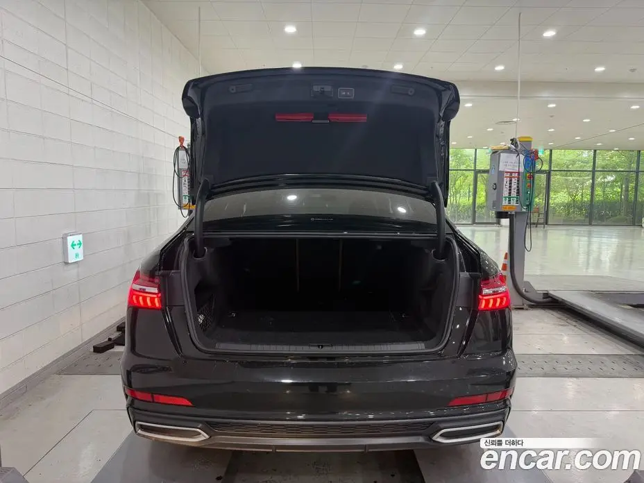 Audi A6 2021 2.0 автомат (гидро), фото 11 Audi A6 2021 2.0 автомат (гидро), фото 11