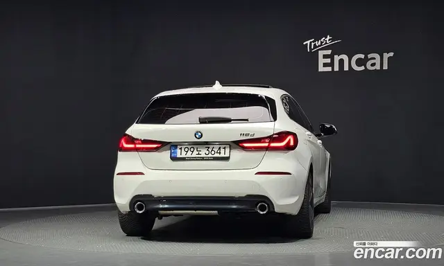 BMW 1 серия 2021 2.0 автомат (гидро), миниатюра 4 BMW 1 серия 2021 2.0 автомат (гидро), миниатюра 4