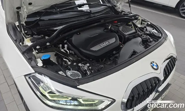 BMW 1 серия 2021 2.0 автомат (гидро), миниатюра 6 BMW 1 серия 2021 2.0 автомат (гидро), миниатюра 6