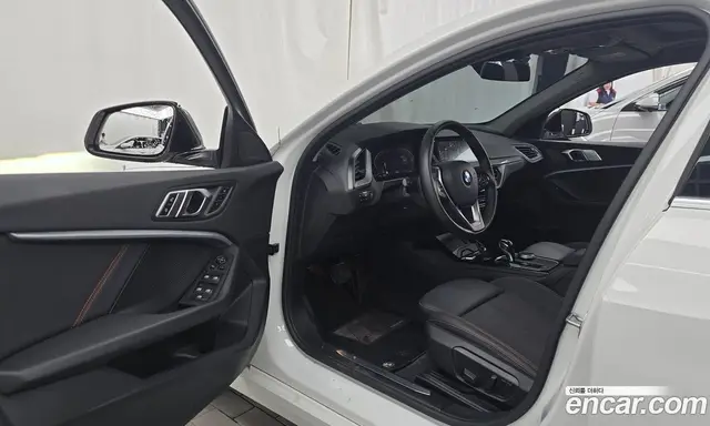 BMW 1 серия 2021 2.0 автомат (гидро), миниатюра 10 BMW 1 серия 2021 2.0 автомат (гидро), миниатюра 10