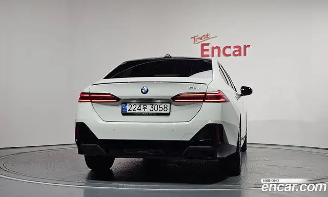 BMW 5 серия 2024 2.0 автомат (гидро), миниатюра 4
