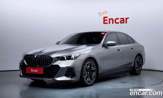 BMW 5 серия, 2025, 27 016 км