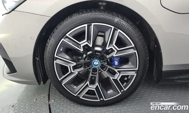 BMW 5 серия 2025 2.0 автомат (гидро), миниатюра 5