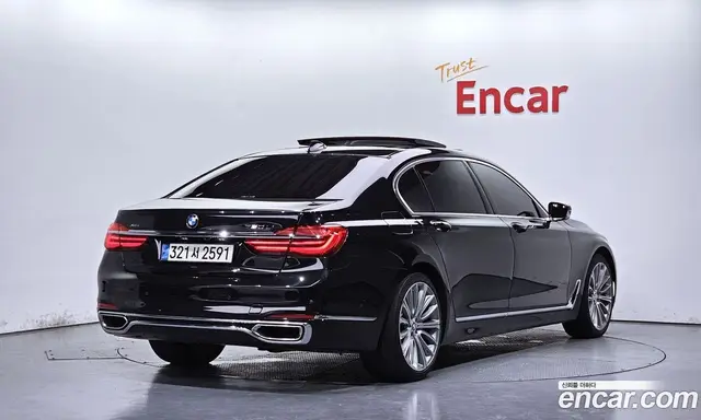 BMW 7 серия 2016 4.4 автомат (гидро), миниатюра 2