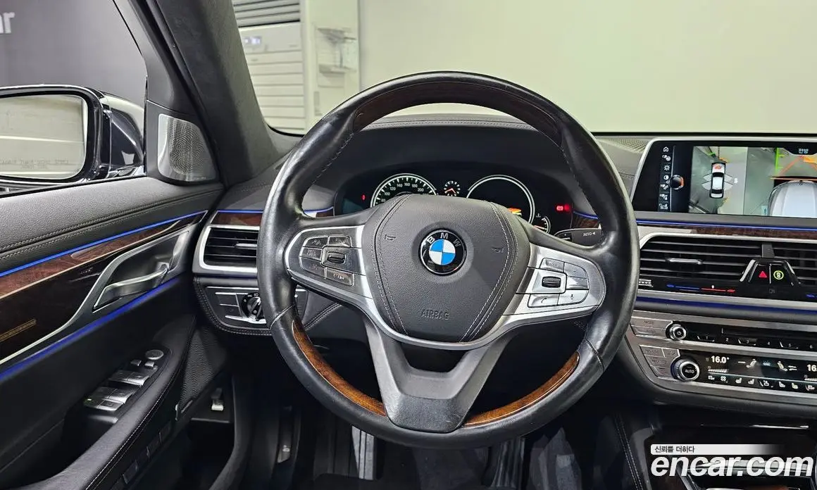 BMW 7 серия 2016 4.4 автомат (гидро), фото 13