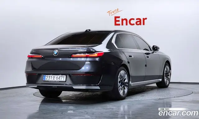 BMW 7 серия 2023 3.0 автомат (гидро), миниатюра 2