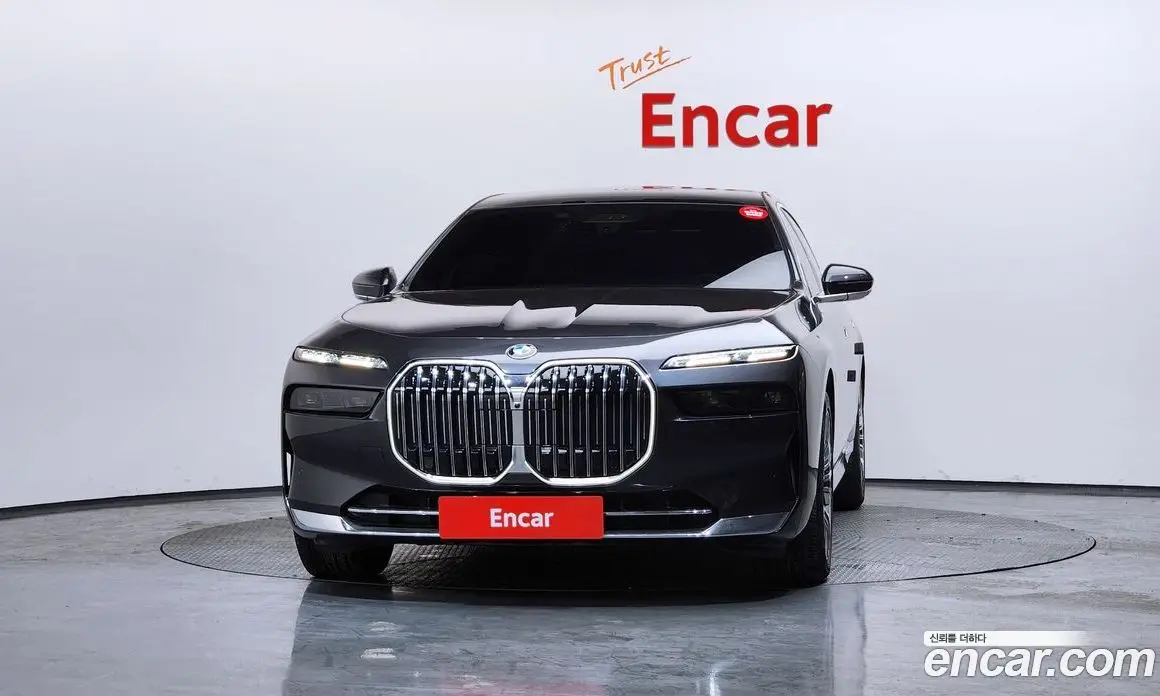 BMW 7 серия 2023 3.0 автомат (гидро), фото 3