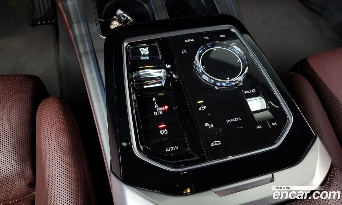 BMW 7 серия 2023 3.0 автомат (гидро), фото 9