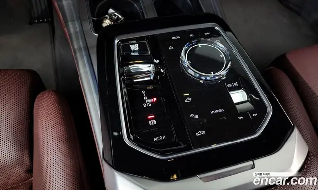 BMW 7 серия 2023 3.0 автомат (гидро), миниатюра 9
