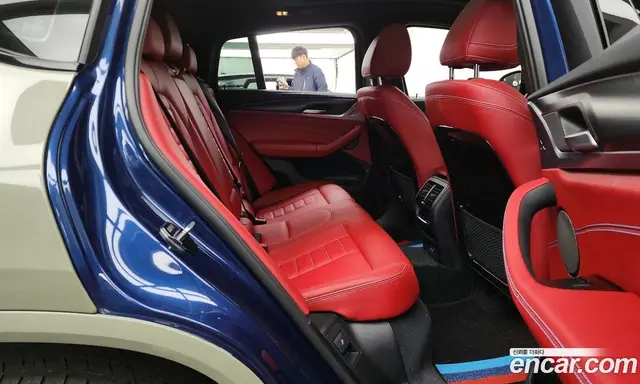 BMW X4 2023 2.0 автомат (гидро), миниатюра 12