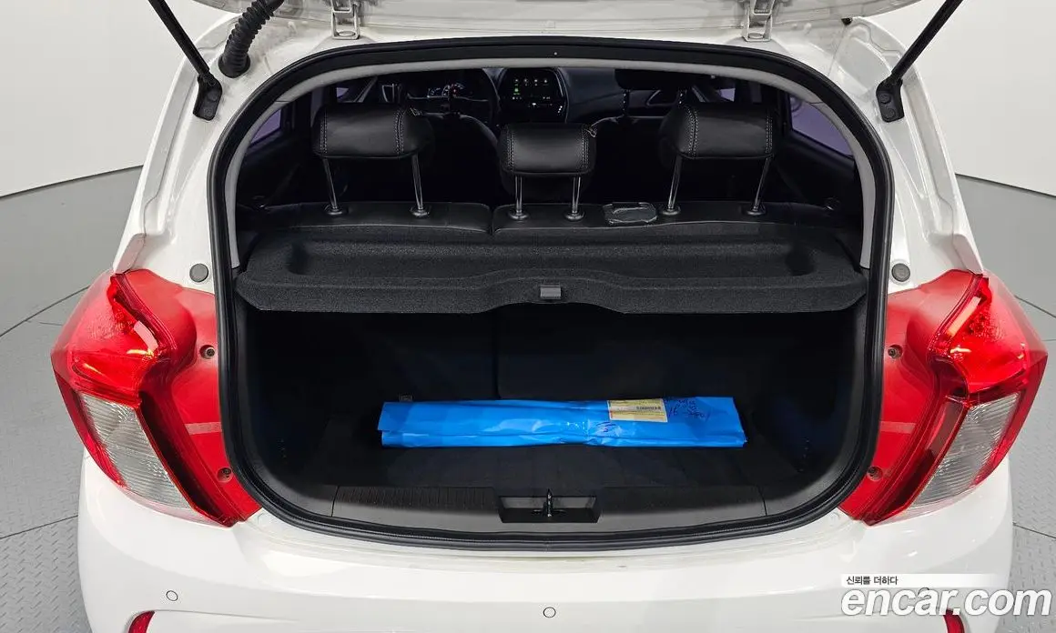 Chevrolet Spark 2019 1.0 автомат (гидро), фото 20