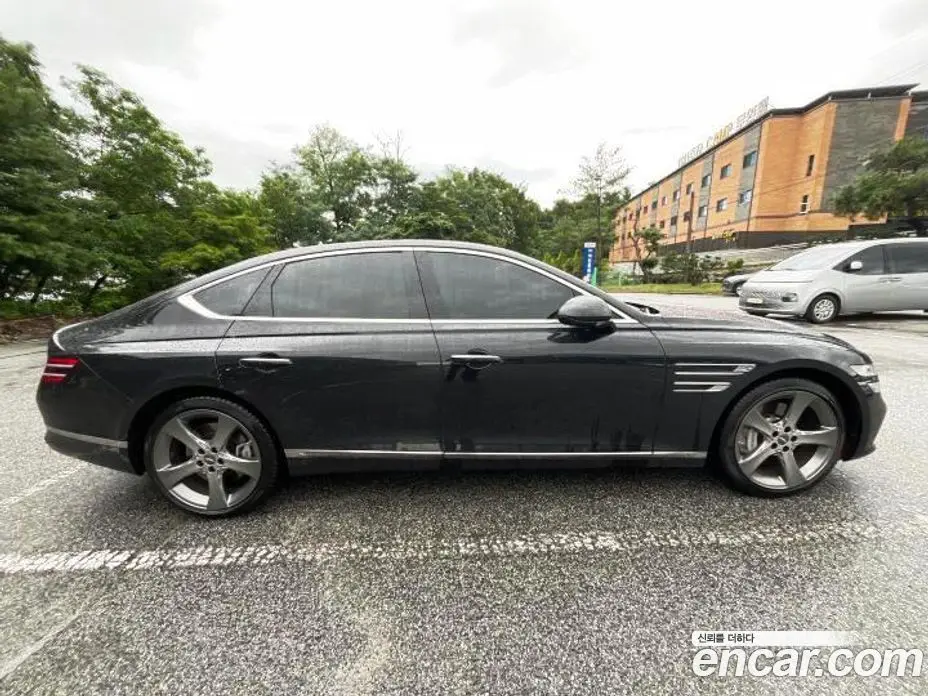 Genesis G80 2023 2.5 автомат (гидро), фото 9 Genesis G80 2023 2.5 автомат (гидро), фото 9