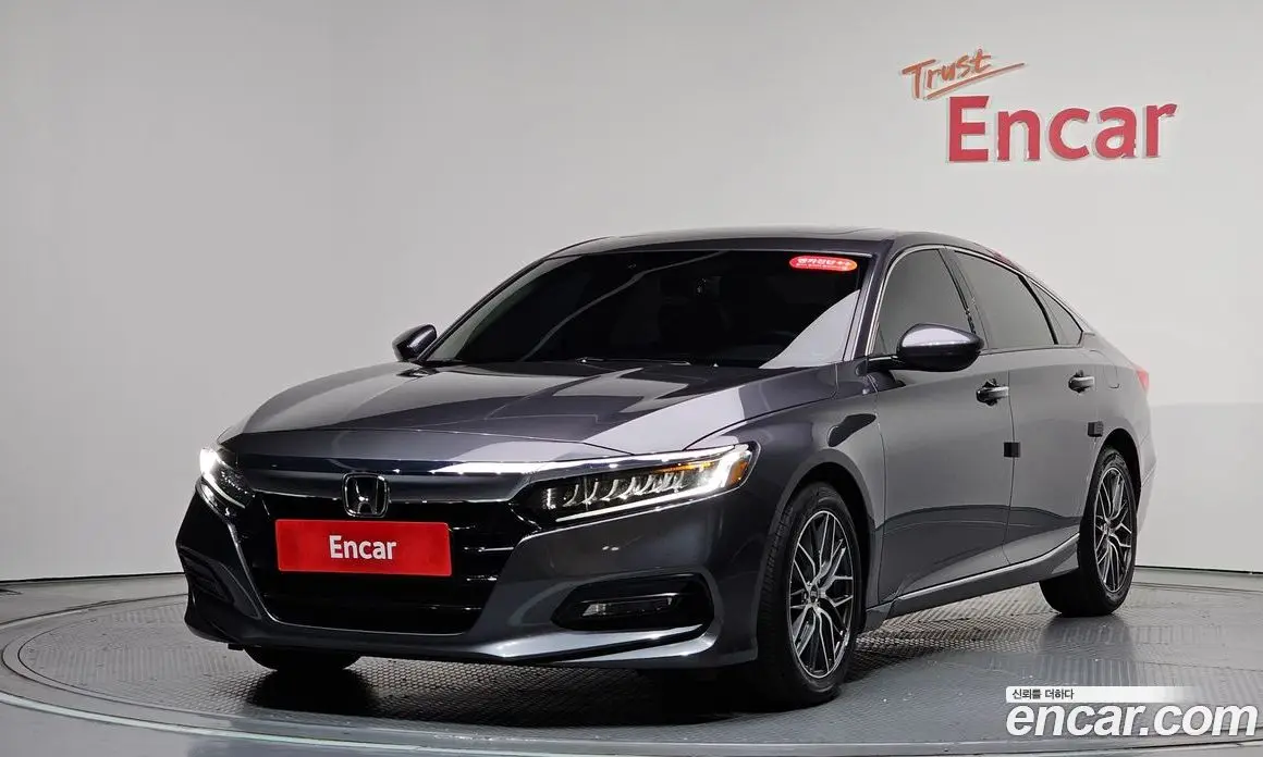 Honda Accord 2018 1.5 автомат (гидро), фото 1 Honda Accord 2018 1.5 автомат (гидро), фото 1