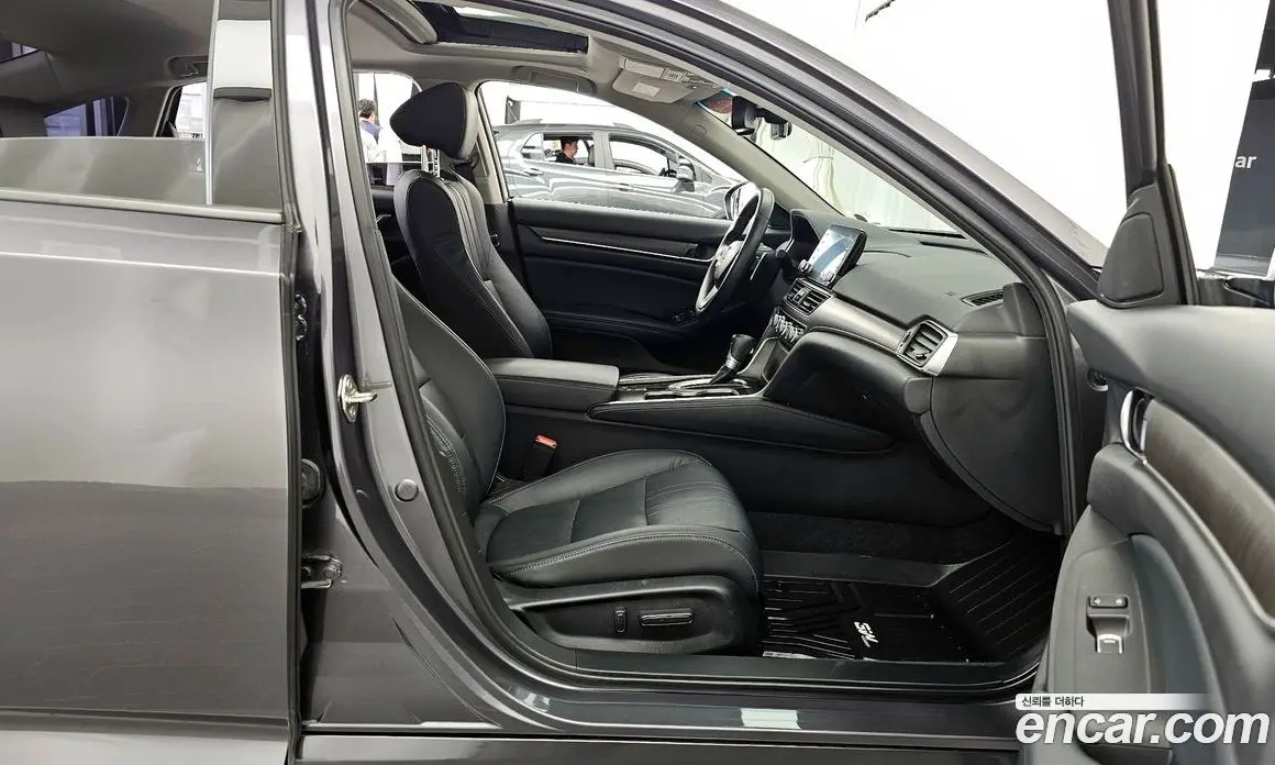 Honda Accord 2018 1.5 автомат (гидро), фото 11 Honda Accord 2018 1.5 автомат (гидро), фото 11