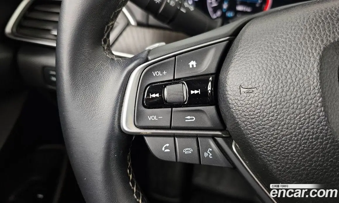Honda Accord 2018 1.5 автомат (гидро), фото 18 Honda Accord 2018 1.5 автомат (гидро), фото 18