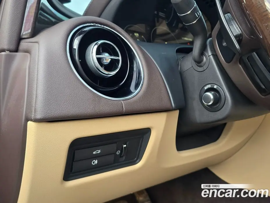 Jaguar XJ 2018 3.0 автомат (гидро), фото 12