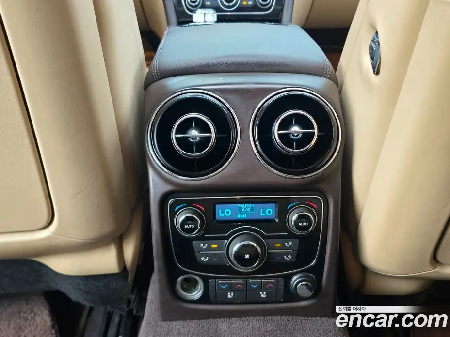 Jaguar XJ 2018 3.0 автомат (гидро), фото 16