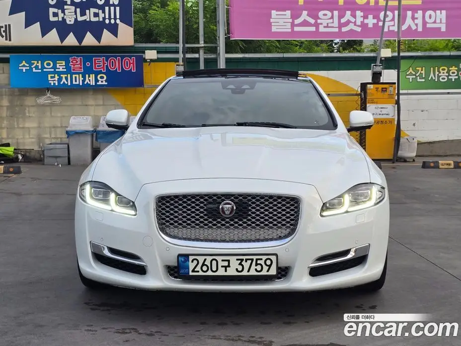 Jaguar XJ 2018 3.0 автомат (гидро), фото 3