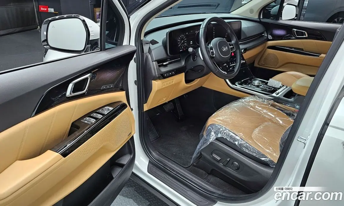 Kia Carnival 2021 2.2 автомат (гидро), фото 11 Kia Carnival 2021 2.2 автомат (гидро), фото 11