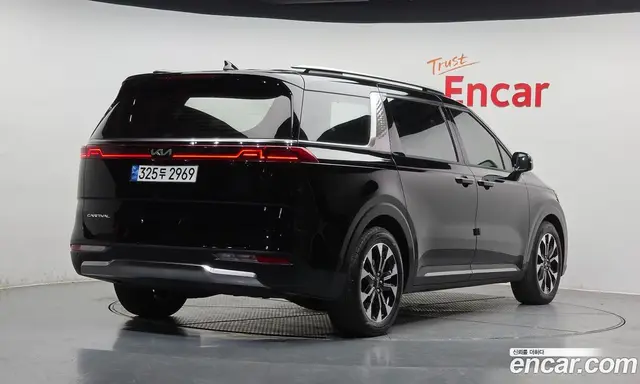 Kia Carnival 2021 2.2 автомат (гидро), миниатюра 2