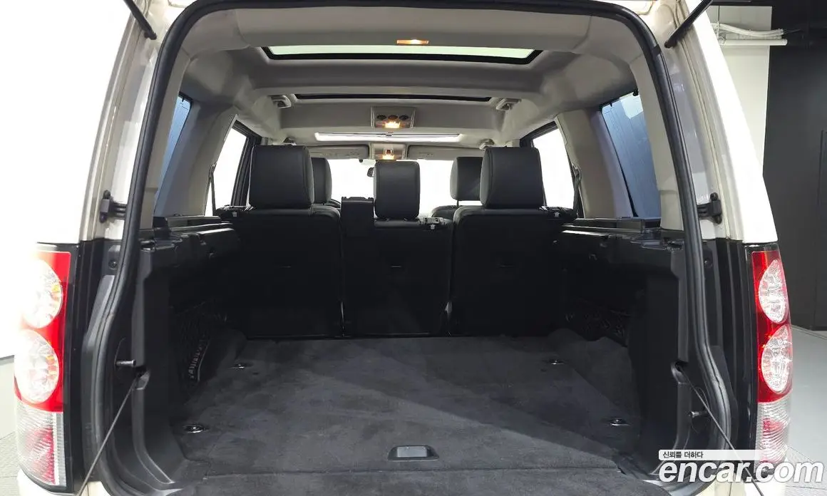 Land Rover Discovery 2009 2.7 автомат (гидро), фото 20