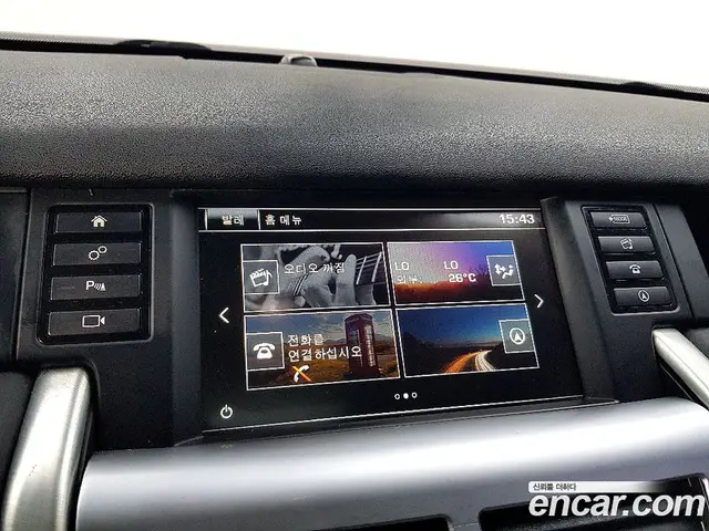 Land Rover Discovery Sport 2015 2.2 автомат (гидро), миниатюра 11 Land Rover Discovery Sport 2015 2.2 автомат (гидро), миниатюра 11