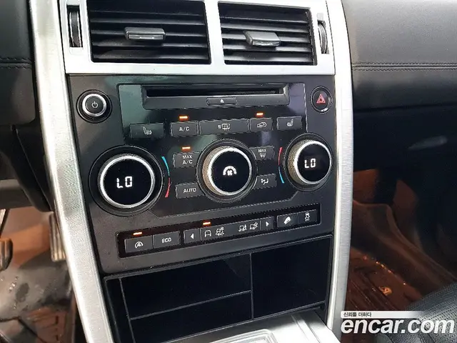 Land Rover Discovery Sport 2015 2.2 автомат (гидро), миниатюра 12